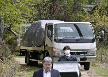 「学校まで送り別の場所で殺害」　任意聴取に父親、京都・南丹