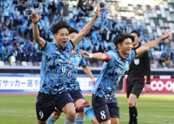 徳島市立が早実に快勝　全国高校サッカー開幕