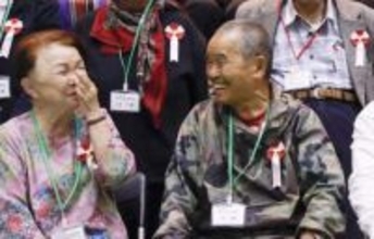 ボランティア尾畠さん入学　夜間中学、86歳で念願