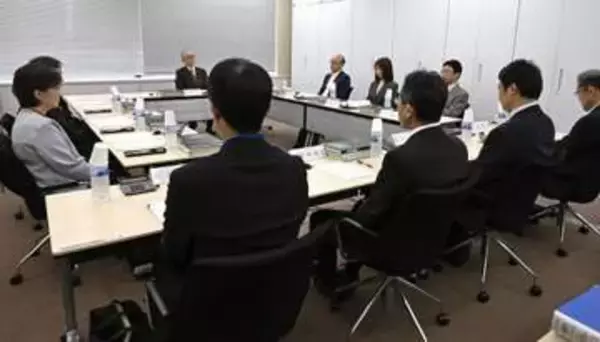 1票の格差是正へ改定着手　衆院区割り審が初会合
