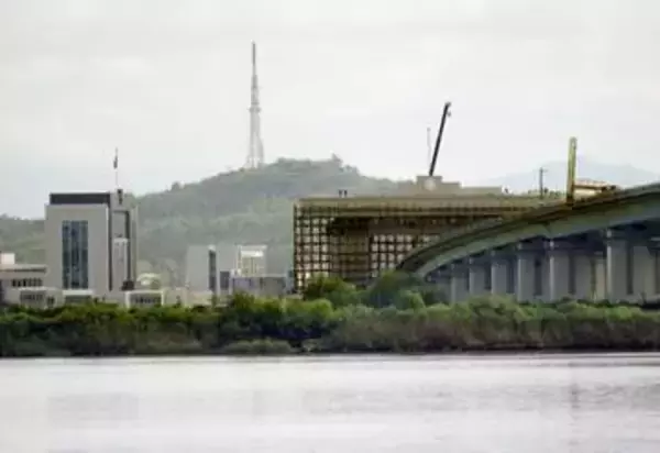 北朝鮮、中国国境に税関を建設　中朝鴨緑江大橋、開通へ大詰めか