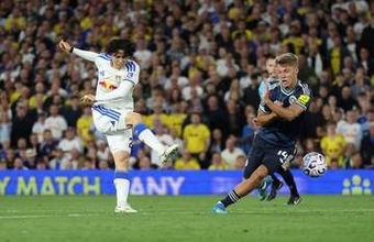 リーズ田中碧、後半途中まで出場　サッカーのプレミアリーグ