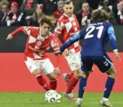 佐野海舟フル出場、16強入り　欧州カンファレンスリーグ