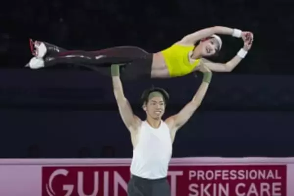 青木祐奈が4連続2回転ループ　四大陸フィギュアのエキシビ