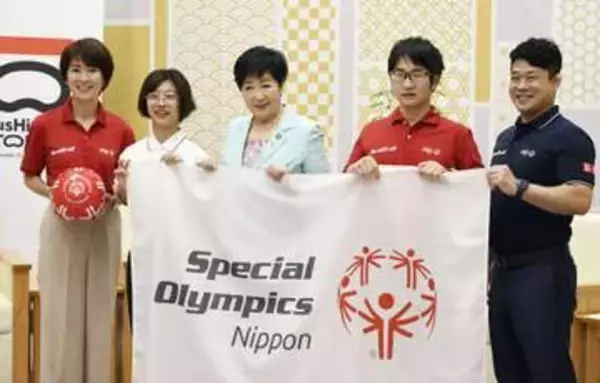 小池知事「共生社会体現」　知的障害大会、選手と面会