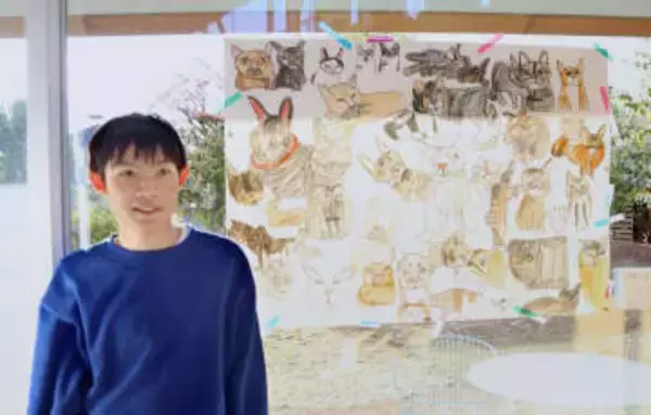 自閉症の高校生「ぽんちゃん」アートに挑む　独特なタッチで、愛らしいネコ「描きたい」