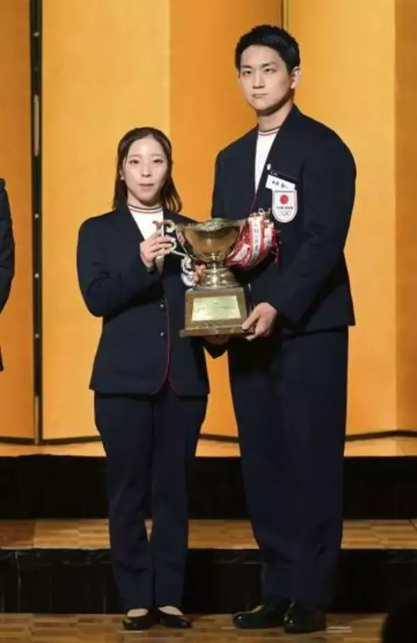 りくりゅう、高木がMVP　スケート表彰、特別功労も