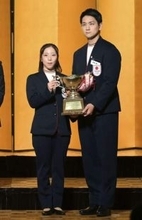 りくりゅう、高木がMVP　スケート表彰、特別功労も