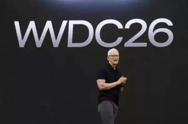 アップル、AIでシリ刷新　競合に対抗、巻き返し狙う