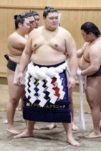 大の里、「身が引き締まった」　新しい綱に気合い