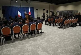 首相記者会見、多数参加できず　交通規制響き足止め