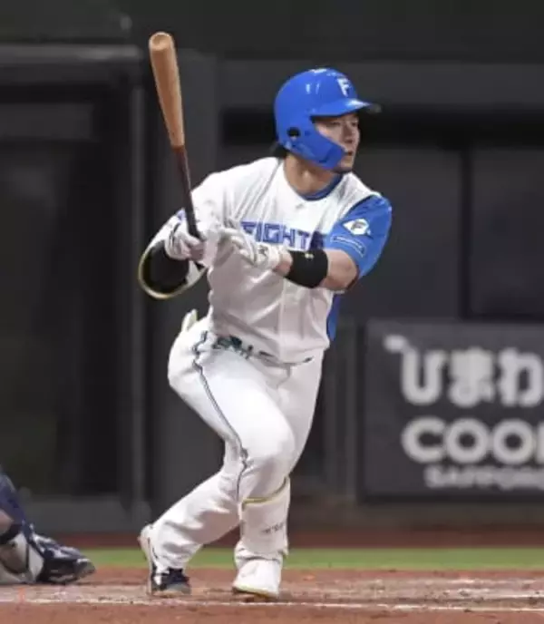 日3―4西（5日）　水野、右翼線へ2点二塁打