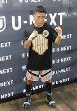 ボクシング岩田、初防衛戦へ気合　「絶対に勝ちたい」