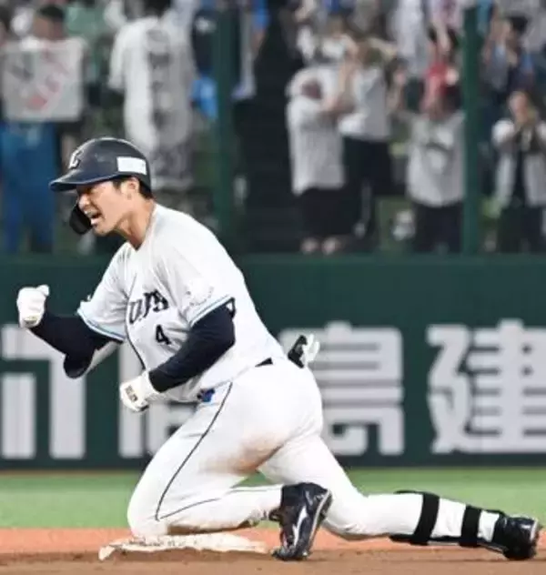 西7―3ロ（15日）　石井が3打点、西武3連勝