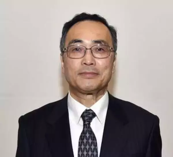 鳥取市長に現職深沢氏が4選　無所属新人2氏破る