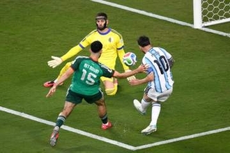 父は名手、ジダンがW杯デビュー　28歳のアルジェリア代表GK