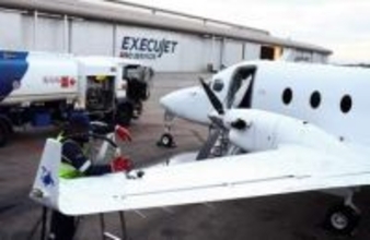 航空運賃増、富裕層にも　中東情勢緊迫化で燃料高騰