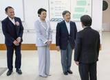 「両陛下、西日本豪雨被災者と懇談　全国植樹祭で愛媛訪問」の画像1