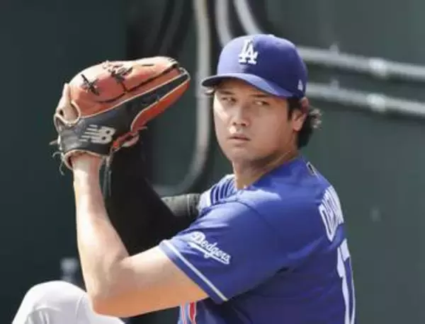 大谷、ブルペンで投球練習　ロバーツ監督「大きな兆候」