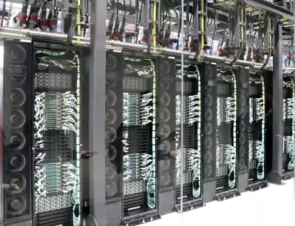 AIインフラのデータセンター整備活況　需給に壁、収益化は見通せず