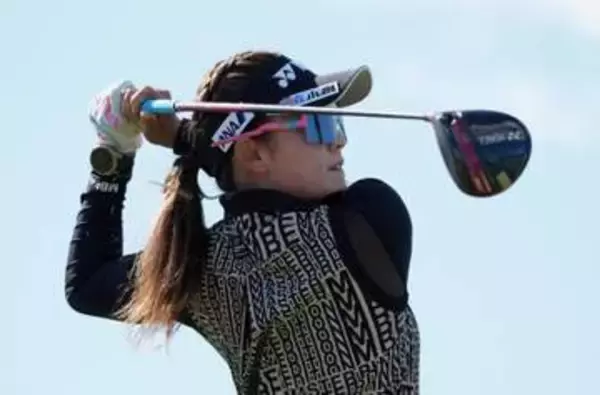 岩井姉妹が2位浮上　米女子ゴルフ第2日