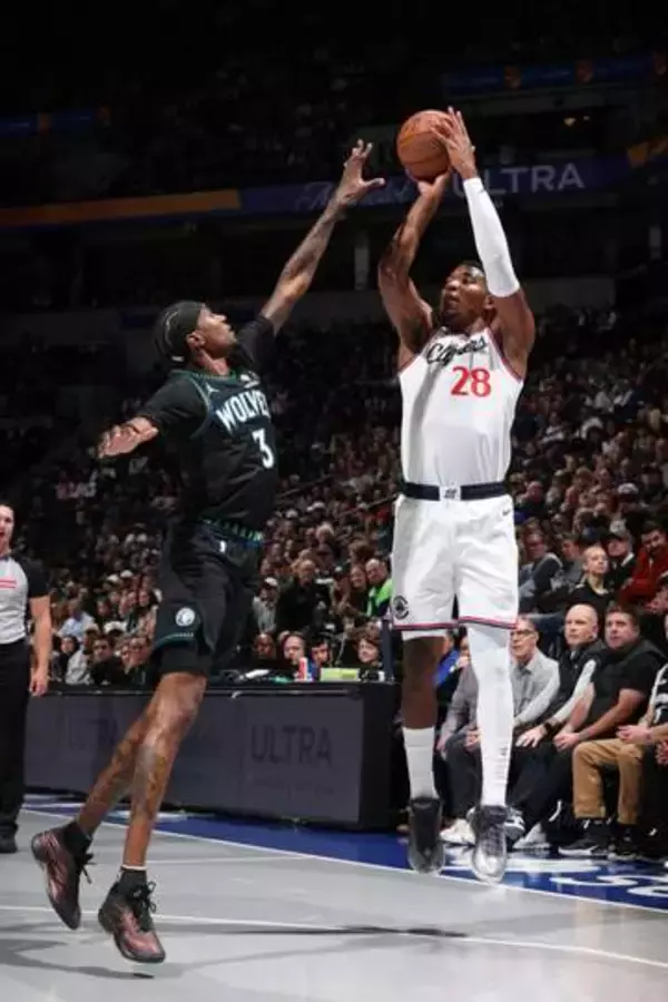 クリッパーズ八村は12得点　米プロバスケNBA
