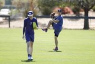 ドジャース大谷ら3人が自主練習　山本、佐々木もキャンプ地