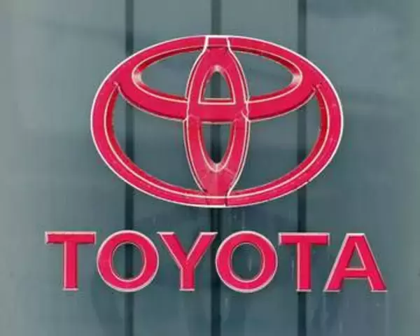 トヨタ、海外で3万8千台減産　中東情勢影響、11月までに