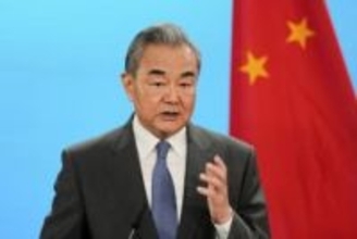 王毅外相「日本が内政干渉」　台湾問題、中東3カ国で主張展開