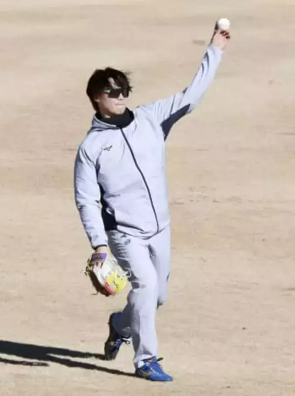 日ハム山崎が練習公開、先発意欲　同学年・有原投手の加入が刺激