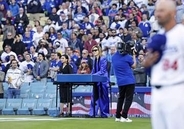 YOSHIKIさん米国国歌演奏　ドジャース戦、遠藤純が始球式