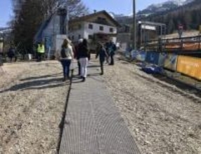 ミラノ五輪パラ会場「障害に壁」　当事者目線の環境改善が重要