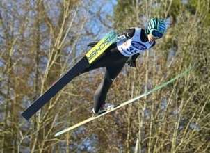伊藤有希4位、高梨沙羅は8位　W杯ジャンプ女子第25戦