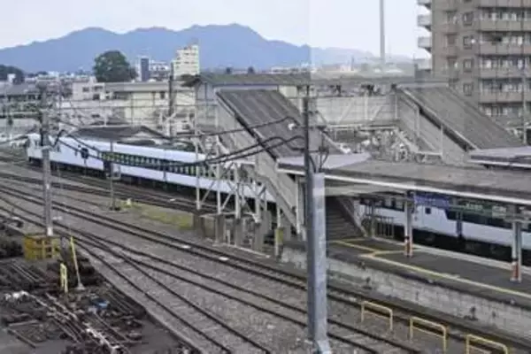 東武特急はねられ作業員4人死亡　新鹿沼駅で除草中、栃木