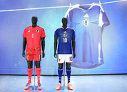 W杯代表の新ユニホームお披露目　水平線の先“最高の景色”表現