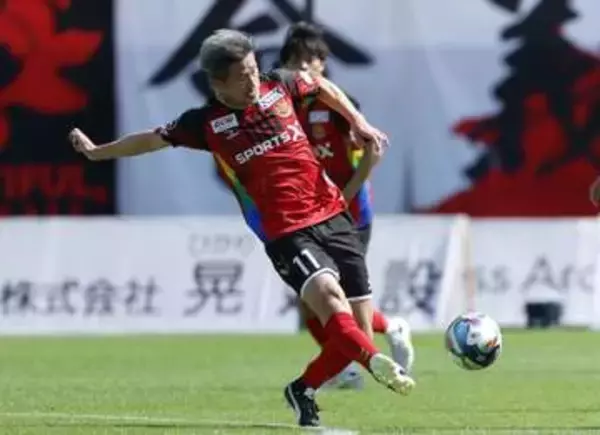 カズが最年長出場記録更新　先発で59歳1カ月24日