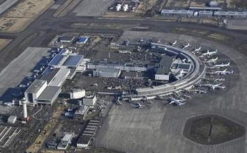 台湾機内から煙と連絡　新千歳空港に着陸
