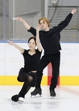 本田真凜、宇野昌磨組がデビュー　31日にアイスダンス予選会