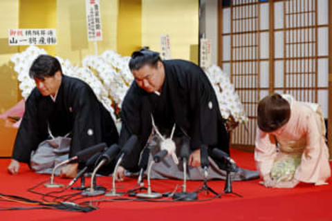 元朝青龍と同じ日 横綱豊昇龍に