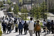 旭山動物園が営業開始　遺体焼却容疑で職員逮捕