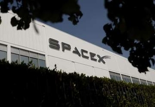トランプ氏、スペースX株を取得　米政府と巨額契約