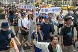 「台湾で防衛強化を支持するデモ　米国からの武器購入継続も訴え」の画像1
