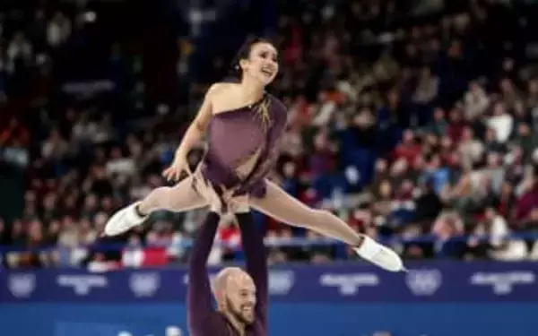 日本ルーツの米国ペア5位　フィギュア団体