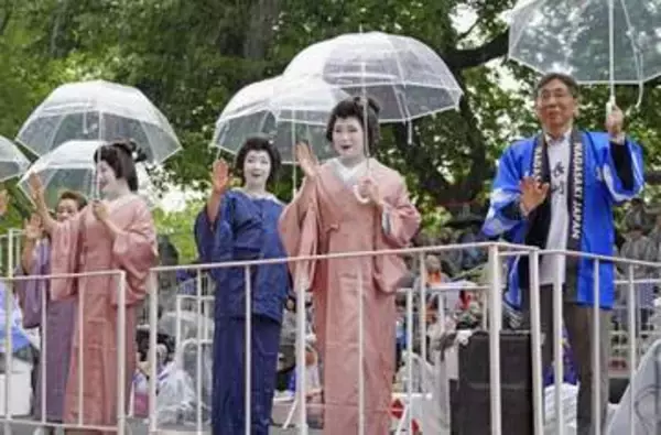 ジャパン・パレード、NYで開催　踊りや武道、市民らが拍手