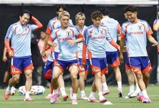 日本代表、いざブラジル戦へ　久保、板倉は別メニュー