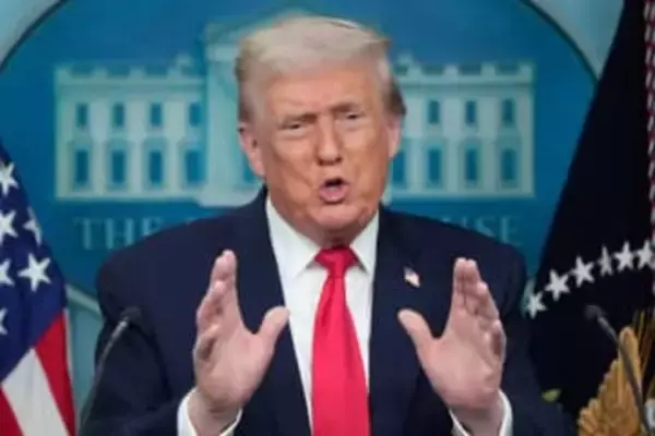 トランプ氏、関税措置を正当化　「容易な交渉手段」欧州側反発