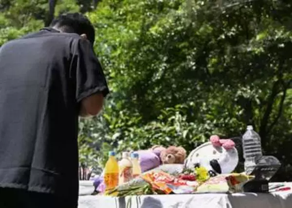 命奪われた娘、声詰まらせる父　沖縄うるま米軍属事件10年