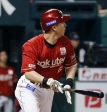 ソ2―3楽（15日）　村林が決勝ソロ