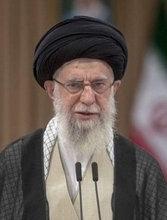 故ハメネイ師の国葬終了へ　米イラン協議再開困難か