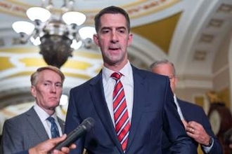 米大統領、議員携帯番号また暴露　共和党コットン氏、夏時間で対立